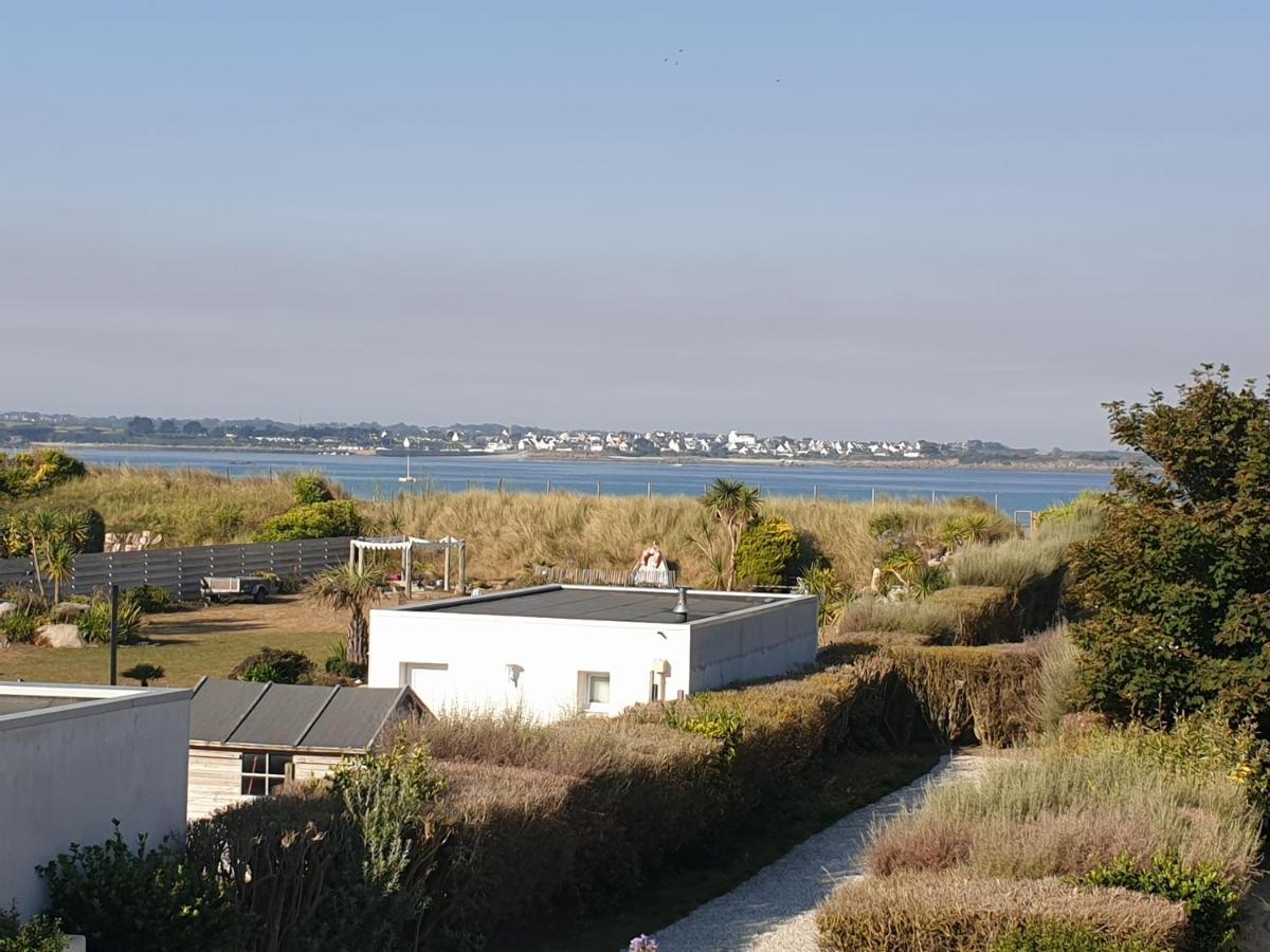 Appartement 4 Personnes Vue Mer A Santec Au Pied De La Plage Du Dossen Exterior photo