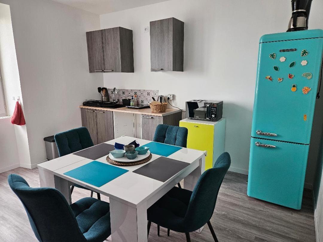 Appartement 4 Personnes Vue Mer A Santec Au Pied De La Plage Du Dossen Exterior photo