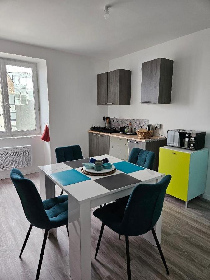 Appartement 4 Personnes Vue Mer A Santec Au Pied De La Plage Du Dossen Exterior photo
